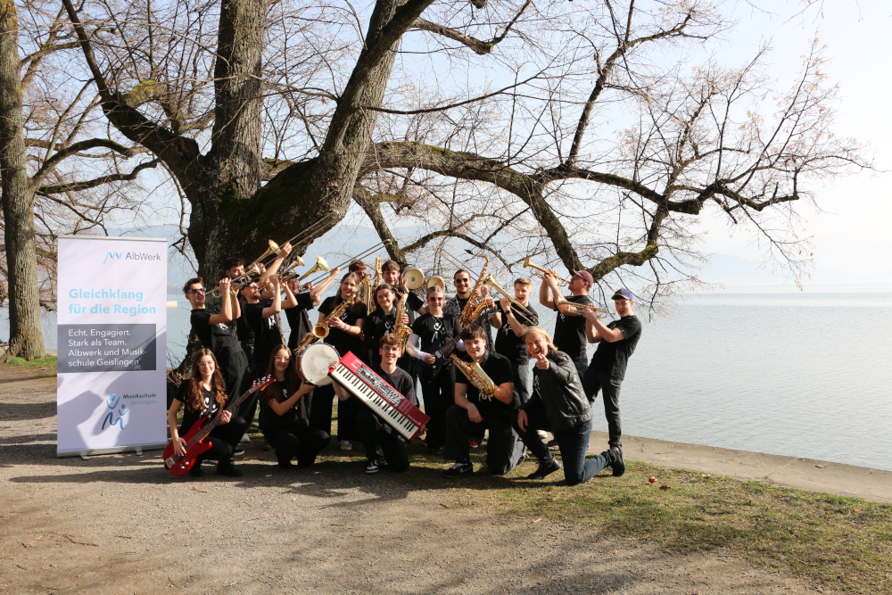 Bühne bebt?! Big Energy Band der Musikschule Geislingen macht’s möglich! Image